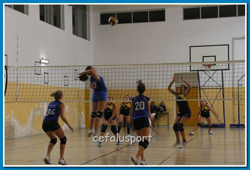 121144 volley 178_tn.jpg